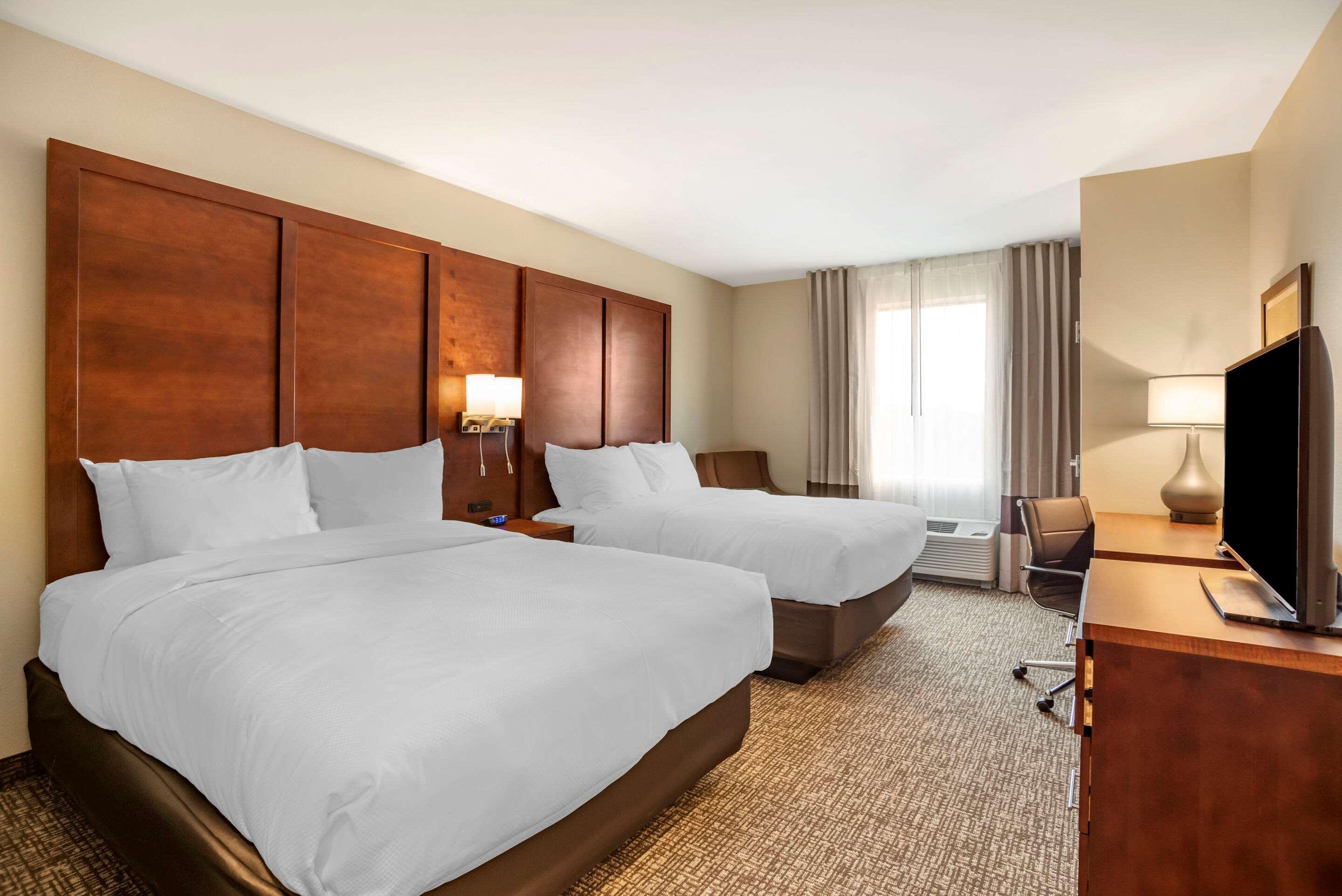 Comfort Inn & Suites Уинчестер Экстерьер фото