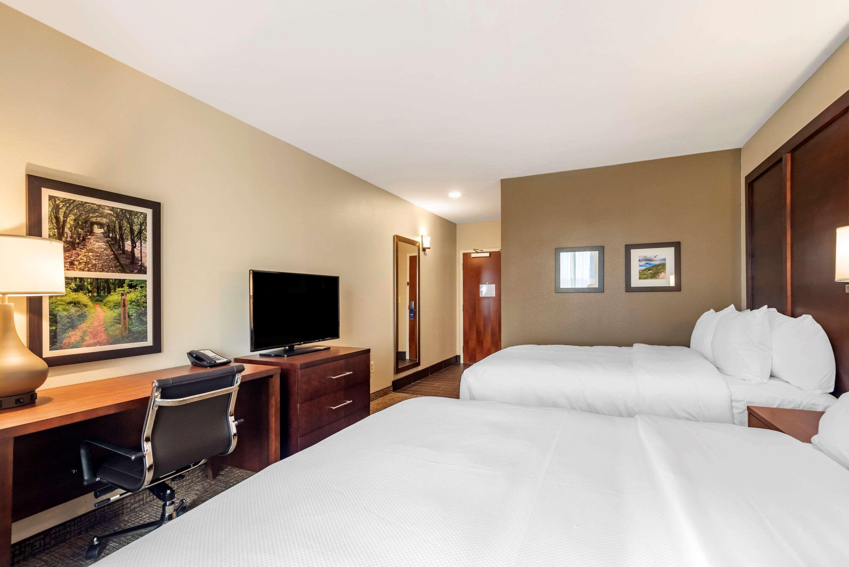Comfort Inn & Suites Уинчестер Экстерьер фото