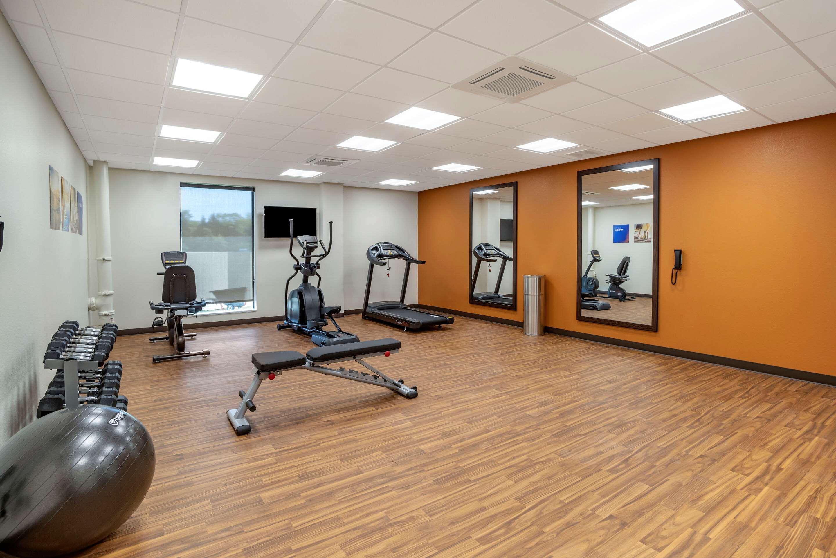 Comfort Inn & Suites Уинчестер Экстерьер фото
