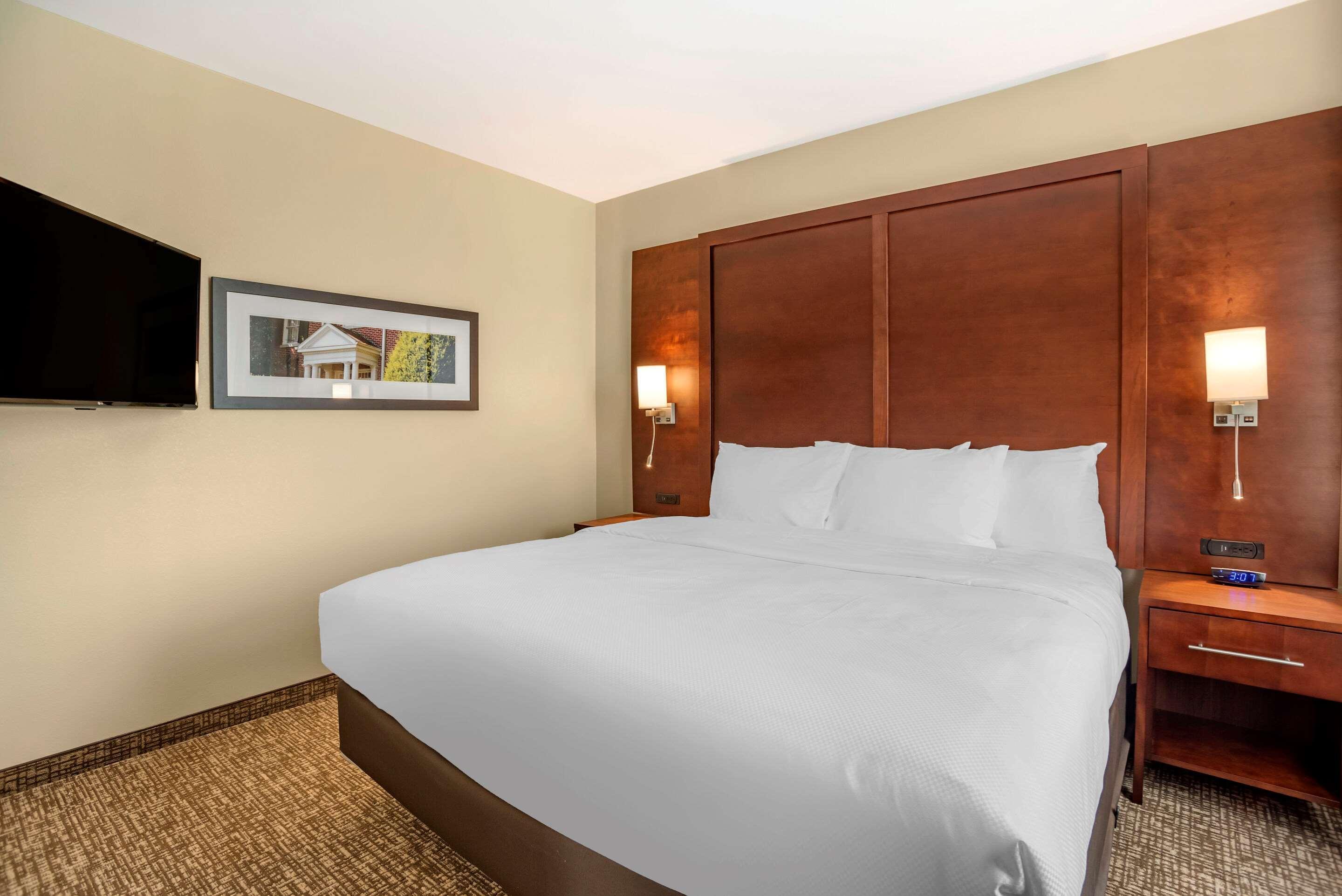 Comfort Inn & Suites Уинчестер Экстерьер фото